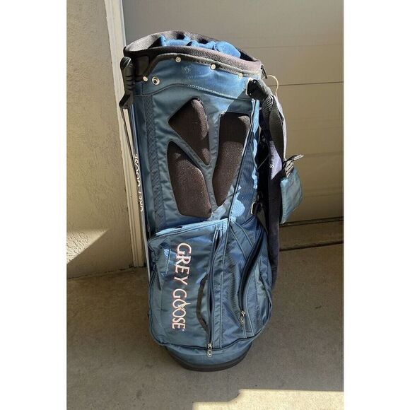 TaylorMade Retif Goosen Grey Goose Stand Bag No Rain Cover - Rare - Picture 1 of 5